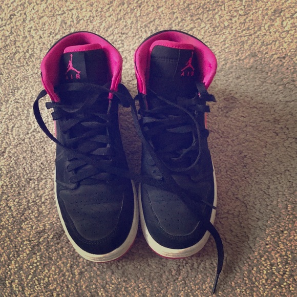 Nike Shoes - Nike air Jordan